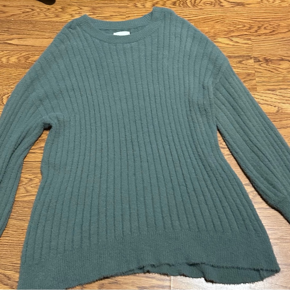 Aerie sweater